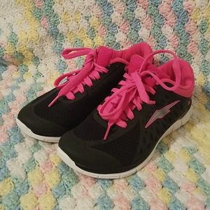 Avia women's athletic sneaker shoes women's size 6